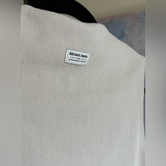 New Abrand Heather Icon Mock Neck Tank Top Clay Tan Size Small Sleeveless Ribbed - Picture 5 of 7